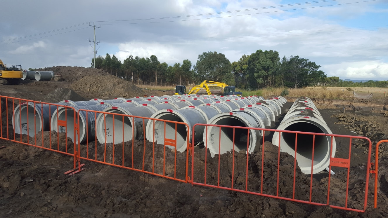 3 x 1800 drainage 30 ton excavator
